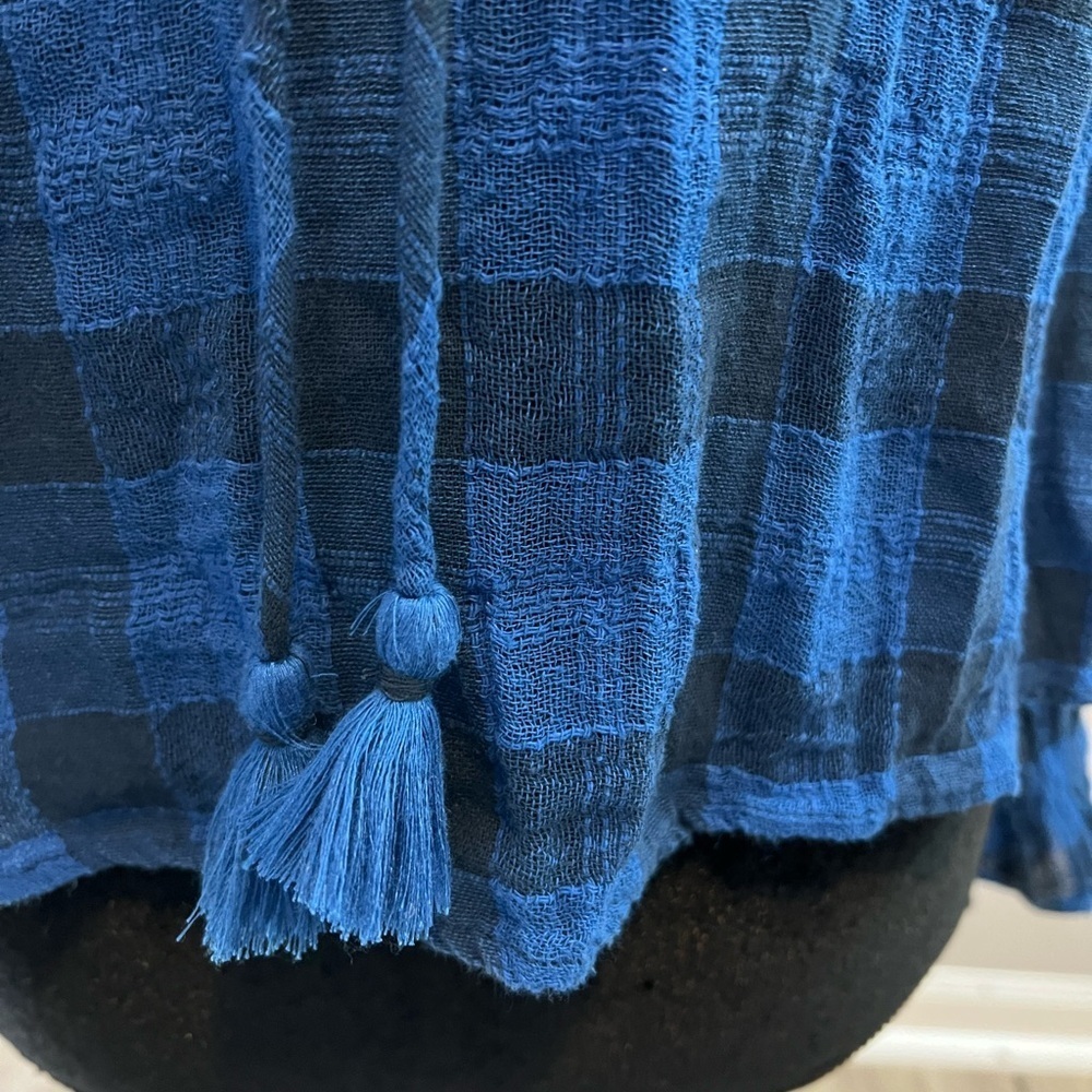 Free People Blue and Black Ruffled Tie Front Blouse with crochet detail M - Picture 2 of 9